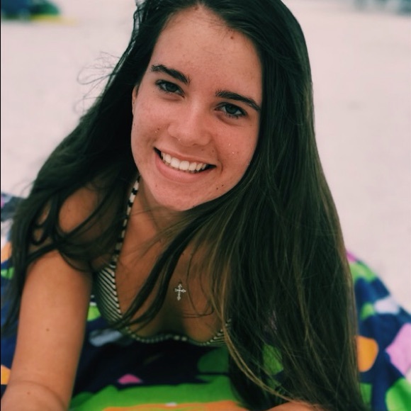 Meet your Posher, Jocelyn - Picture 1 of 1